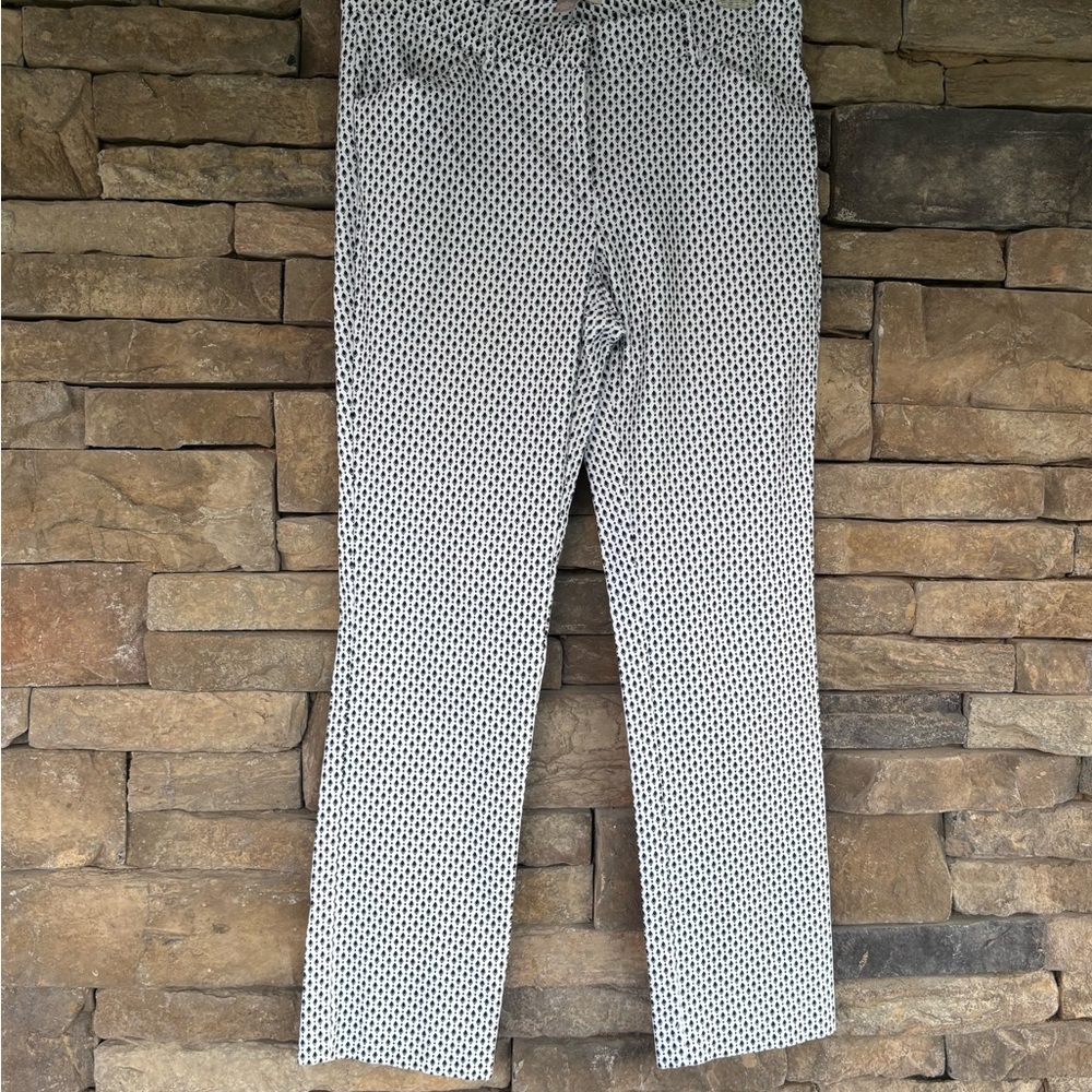 Roz &‎ Ali Black and White Ankle Cropped Pants